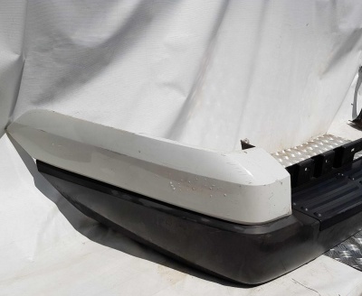 Бампер задний Ford Expedition 2003-2006 3L1Z 17K835 ; 2L1Z 17K835