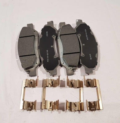 Колодки тормозные передние керамические (к-кт) Chevrolet Tahoe/Cadillac Escalade 2015-2017 ACDelco 19339848; 14D1367ACH