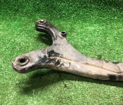 Рычаг задний продольный правый Chevrolet Tahoe / Escalade 2021-н.в. 84591015