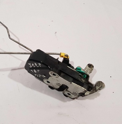 Замок двери передней правой Jeep Commander 2005-2010 55113374AB