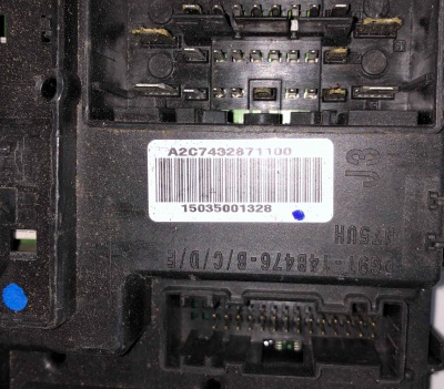 Блок предохранителей (BCM) Ford Mustang 2015 FR3Z 15604 E ; FR3T 15604 BJ / BG/BH/BK