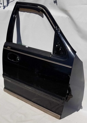 Дверь передняя правая Ford Expedition F75Z 7820124 AA