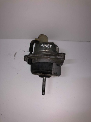 Опора ДВС левая (2.3L) Ford Mustang 2015-2020 FR3Z 6038 G/B/F; FR3C 6038 AE/HA/AD