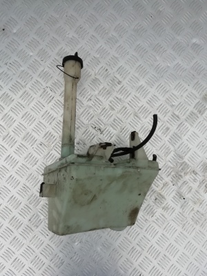 Бачок стеклоомывателя Ford Explorer 2001-2011 3L2Z 17618 BA; 1L2U 17B613 AE