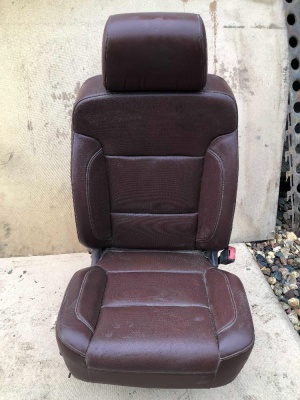 Сиденье второго ряда правое Chevrolet Tahoe 2015-2020 45646486