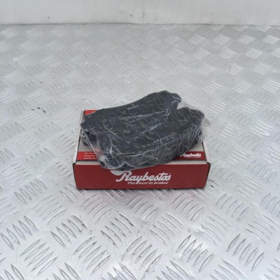 Колодки тормозные передние (к-кт) Ford Explorer 3 2002-2005 Raybestos SGD833M; 2U2Z 2V001 YA; BR 114; 2U2J 2C452