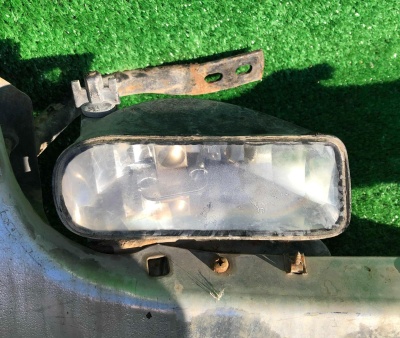 Противотуманная фара правая Cadillac Escalade 2003-2006 15252039 ; 15044520 ; 15187252