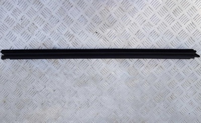 Бархотка/Уплотнитель стекла двери передней правой внутренний Ford Explorer 5 BB53 7821434; BB5Z 7821456