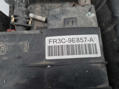 Абсорбер паров топлива с клапаном Ford Mustang 2015-2020 GU5Z 9D653 A; FR3Z 9D653 A; CU5Z 9F945 C