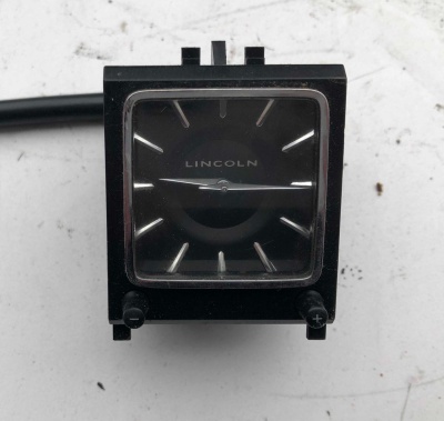 Часы торпедо Lincoln Navigator 2007-2014 9L7Z 15000 A ; 9L7T 15000 AB/AA ; 8L7T 15000 AA ; 7L7T 15000 AC/AB/AD