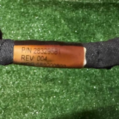 Коса проводки топливной рампы левая  Cadillac Escalade / Tahoe 2014-2020 12623131 ; 28329581 ; 12690459