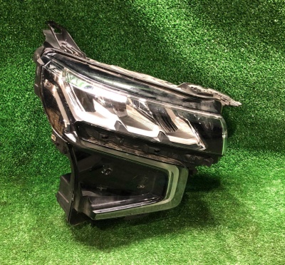 Фара передняя правая Chevrolet Tahoe 2021-н.в. 85547099 ; 84913580 ; 84934280 ; 85004144 ; 85123920 ; 84783470 ; 84832789 ; 84861513