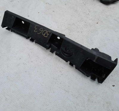 Кронштейн порога передний левый Ford Mustang 2015-2020 FR3Z 16A076 B; FR3B 16C067 AA/AB/AC