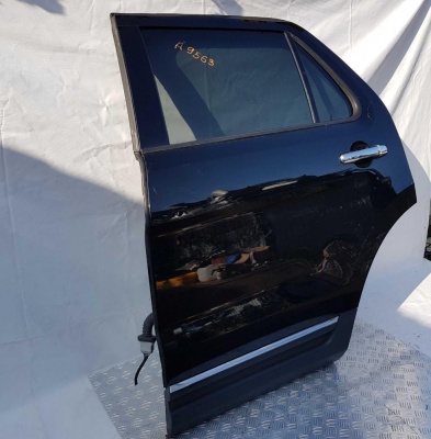 Дверь задняя левая Ford Explorer 5 FB5Z 7824631 A