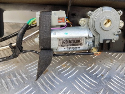 Люк Cadillac CTS 2002-2004 88892602; 25745653