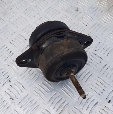 Опора ДВС Ford Mustang 2004-2014 6R3Z 6038 A; 6R33 6038 AA