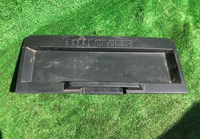 Накладка двери багажника Hummer H2 2003 15135442 ; 15173227 ; 15174762 ; 15182580 ; 15185840 ; 15198107