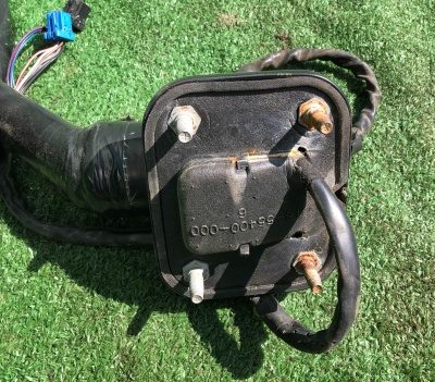 Зеркало заднего вида правое Hummer H2 2003-2006 25774401 ; 19167558 ; 19167556 ; 15218568 ; 15835057 ; 15161805 ; 15172244 ; 15187006 ; 15206326 ; 15109420 ; 15117646 ; 10379951 ; 10399957