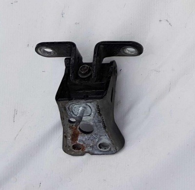 Дверная петля передняя правая верхняя Ford Explorer 4 6L2Z 7822800 B