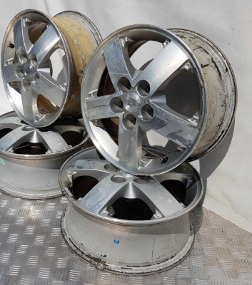 Диск Saturn Vue 2001-2009 6.5Jx16 5/115 ET 52