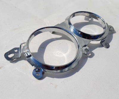 Рамка декоративная передних подстаканников Ford Explorer 5 T16797