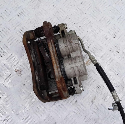 Суппорт тормозной передний левый Ford Mustang 2004-2014 4R3Z 2B121 AA; 4R33 2B302 AA