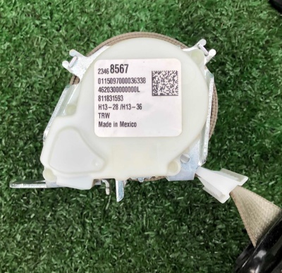 Ремень безопасности второго ряда левый Cadillac Escalade ESV 2015-2020 23468567