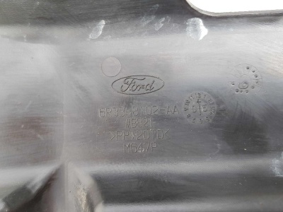 Дефлектор радиатора правый Ford Mustang 2004-2010 6R33 8102 AA; 5R3Z8310AA