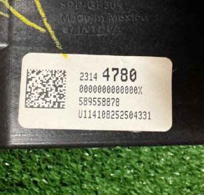 Панель торпедо Chevrolet Tahoe 2015-2020 23498651 ; 23144779 ; 23144780 ; 16932525