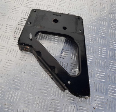 Кронштейн АКБ Chevrolet Tahoe 1999-2006 10399558; 15705101