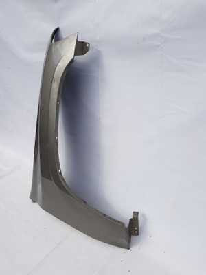 Крыло переднее правое GMC Envoy 12477995 ; 12477996