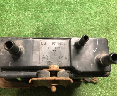 Абсорбер (Фильтр паров топлива) Cadillac Escalade / Tahoe 2004-2016 15109431 ; 15220023