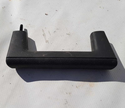 Ручка багажника внутренняя Ford Explorer 5 2011-2015 BB5Z 78434A14 AA; BB5Z 7831458 AA