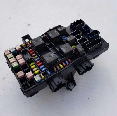 Блок предохранителей салонный Ford F150 2004-2008 4L3T 14A067 CH; 4L3Z 14A068 CH