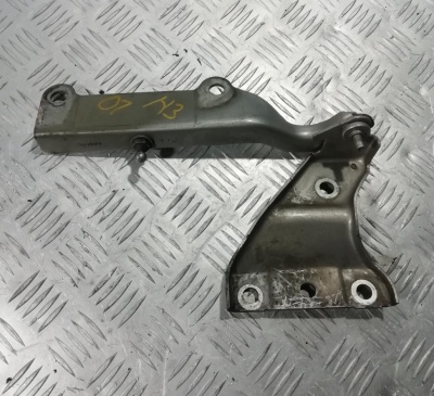 Петля капота левая Hummer H3 2005-2010 15839138