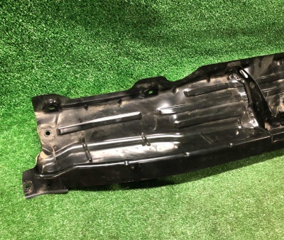 Панель под жабо Chevrolet Tahoe / Escalade 2021-н.в. 84771975