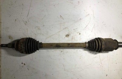 Привод передний правый Jeep Grand Cherokee WK2 04578884AC