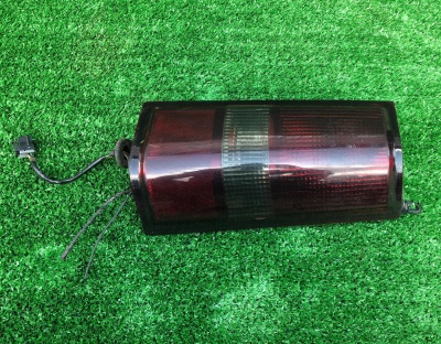 Фонарь задний правый Chevrolet Express 2012-2014 25823027 ; 15748587 ; 25752546 ; 25756610 ; 15813651 ; 20989661 ; 23338320 ; 84216115 ; 84639024