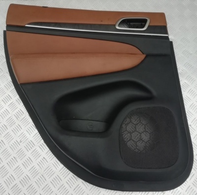 Панель двери задней левой Jeep Grand Cherokee 2010-2017 1GS731L1AK; 1GS731X9AK; 1GG451D3AK