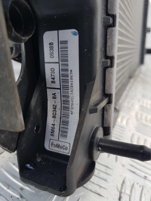 Радиатор двигателя/инвертора Ford Escape Hibryd 2005-2011 6M6Z 8005 B; 6M6Z 8005 A; 8M64 8C342BA