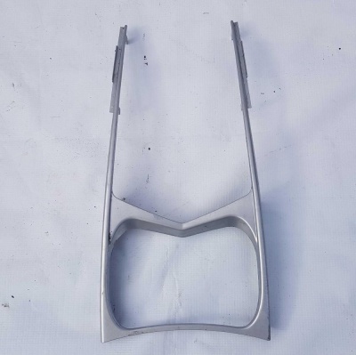 Накладка центральной консоли Cadillac SRX 2009-2016 20825492; 25871316