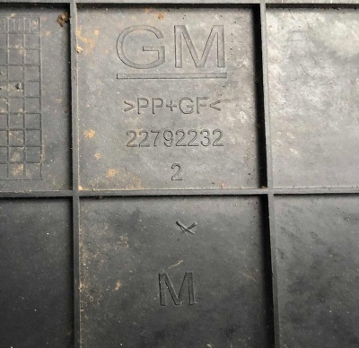 Крышка переднего отсека Chevrolet Tahoe 2014-2019 22792232