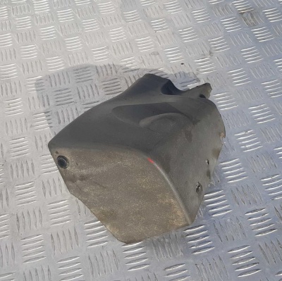 Молдинг крыла заднего правого передний Chevrolet Tahoe 1999-2006 15768598