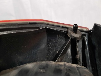 Фонарь задний правый Chrysler 300C 2004-2011 4805850AE