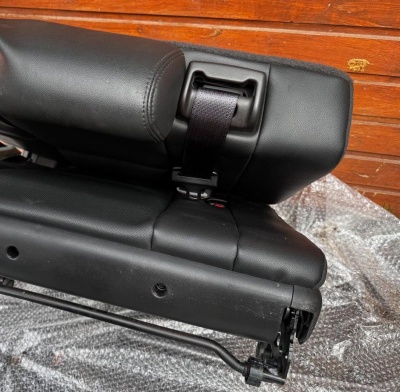 Сиденье третего ряда правое Chevrolet Tahoe 2006-2014 20963259