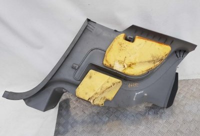 Боковая обшивка заднего ряда левая Ford Mustang 2004-2010 4R33 6331013