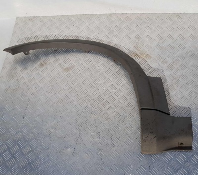 Молдинг/Накладка крыла переднего левого Ford Escape 2000-2007 YL8Z 16039; YL84 16A075