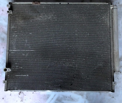 Радиатор кондиционера Cadillac CTS 2003-2006 19355727 ; 19129982 ; 25728392 ; 25708387