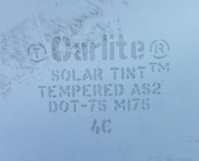 Стекло двери передней левой Ford Expedition 2003-2006 2L1Z 7821411 AA; 2L74 78214A51