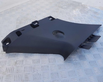 Обшивка стойки багажника верхняя правая Ford Explorer 5 BB5Z 7831004 AB; BB53 7831332